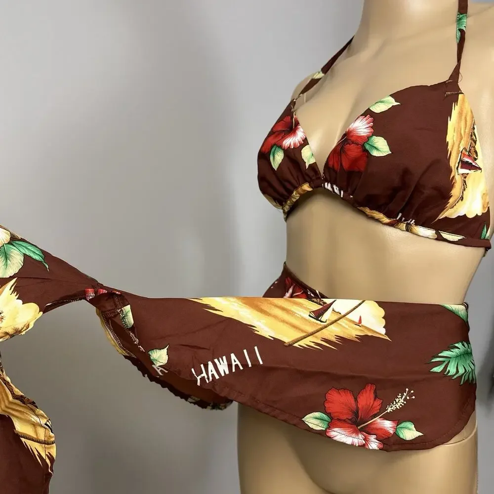 NEW Vintage Hawaiian Set Medium Wrap Shorts Triangle Bikini Top Hukilau Fashions